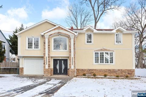 Photo of 139 Waldwick Avenue, Waldwick, NJ 07463 (MLS # 25044005)