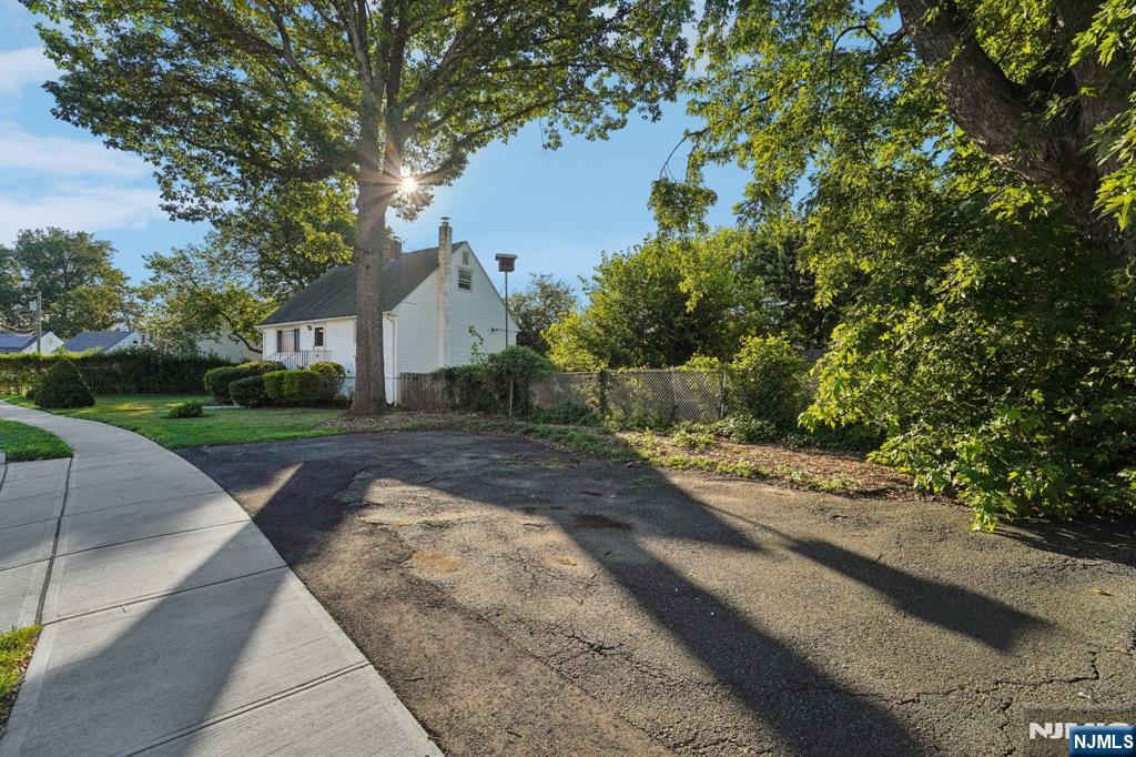 1 Velock Drive