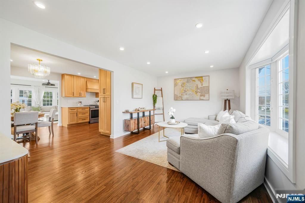 Photo of 21 Joseph Place, Wayne, NJ 07470 (MLS # 26012438)