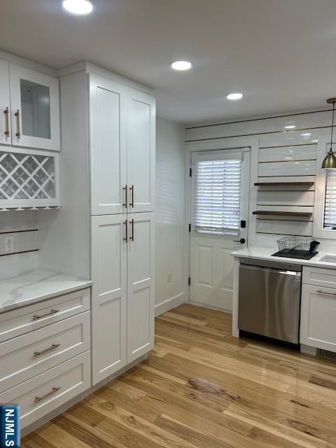 Photo of 17 Zabriskie St #1705, Hackensack, NJ 07601 (MLS # 26005859)