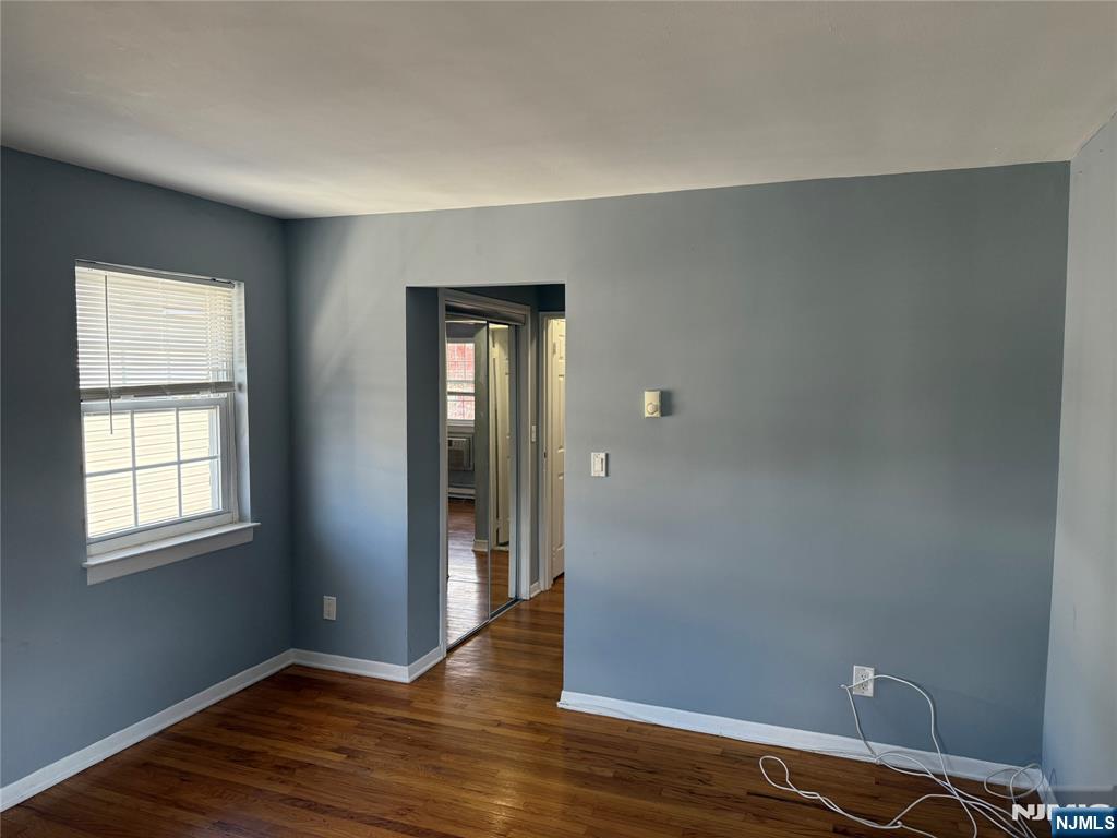 West Orange, New Jersey 07052, United States, 1 Bedroom Bedrooms, ,1 BathroomBathrooms,Residential,Active,98453