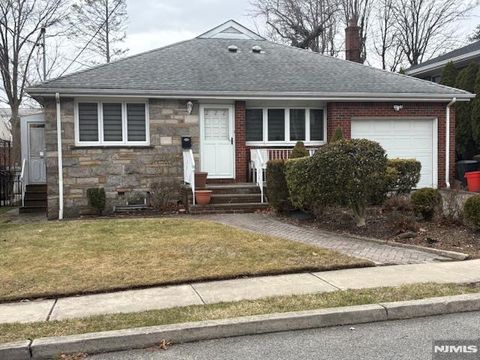 222 Elsmere Place Fort Lee NJ 07024