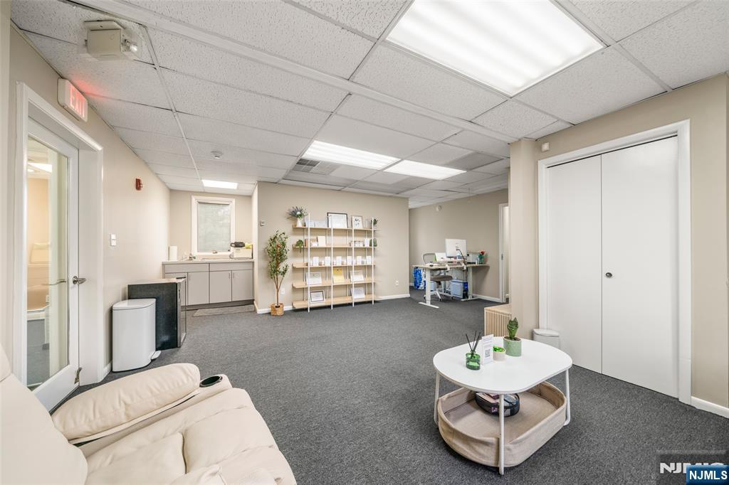 22-05 Maple Avenue