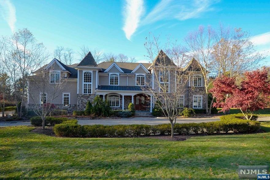 UNIQUE OPPORTUNITY TO OWN A GORGEOUS SIX-BEDROOM, SIX FULL BATH CENTERAL HALL COLONIAL LOCATED ON THE PRESTIGIOUS EAST HILL OF NORWOOD. THIS HOME FEATURES STONE AND HARDIPLANK EXTERIOR ON ONE ACRE PROPERTY. THE MAIN FLOOR COMPRISES AN OPEN LAYOUT WITH A TWO- STORY FOYER,HEATED FLOORS, CHEF INSPIRED KITCHEN WITH BREAKFAST AREA, OVER SIZE DINING ROOM, GREAT ROOM, FAMILY ROOM, LARGE BEDROOM AND BATHROOM. UPSTAIRS A WIDE HALLWAY CONNECTING MASTER SUIT WITH FIRE PLACE WITH WALK IN CLOSET AND LUXURIOUS MASTER BATH, ALONG WITH FOUR GENEROUS IN SIZE BEDROOMS AND FULL BATH.3 CAR GARAGES,LARGE BASEMEN, CLOSE TO THE CLOSTER SHOPPING PLAZA AND BLUE RIBBON SCHOOL SYSTEM.THIS HOUSE PRICED TO SELL!
