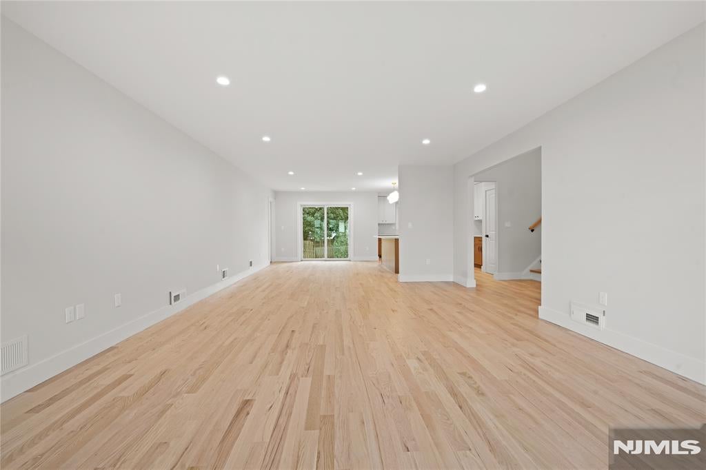 721 Schaefer Avenue