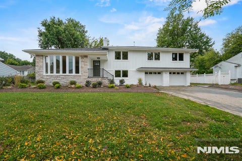 Photo of 721 Schaefer Avenue, Oradell, NJ 07649 (MLS # 26040139)