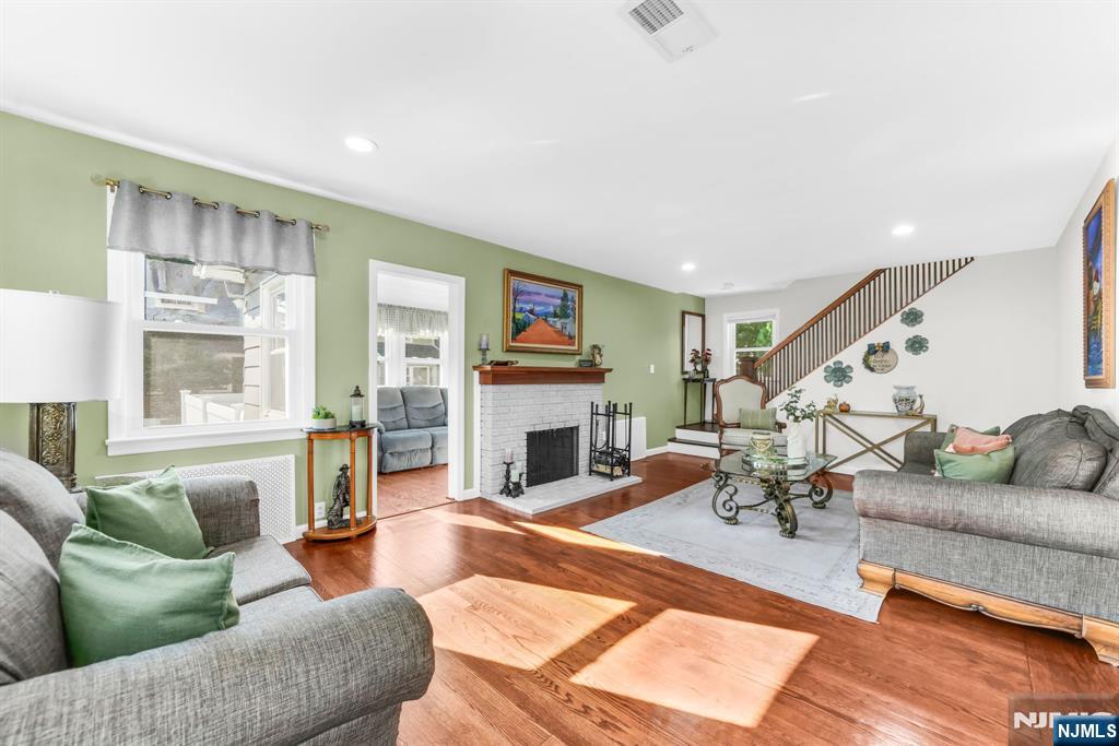256 Van Buren Avenue