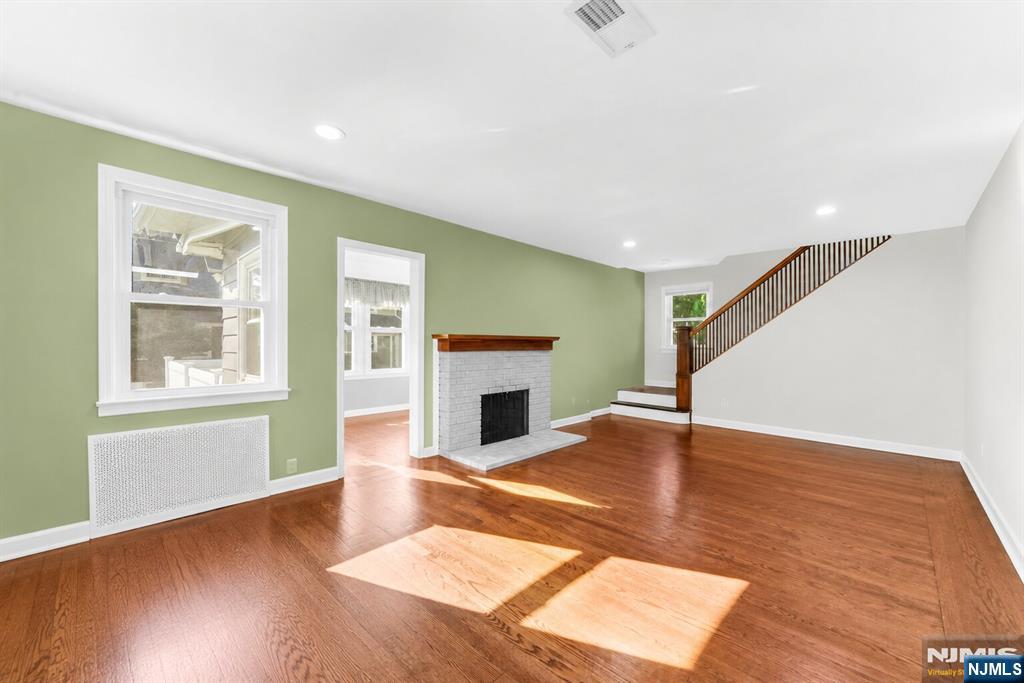 256 Van Buren Avenue