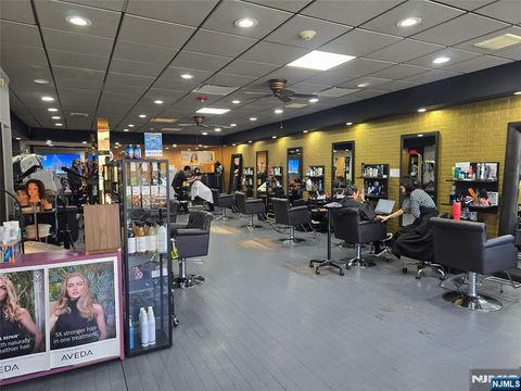 425 Broad Palisades Park NJ 07650