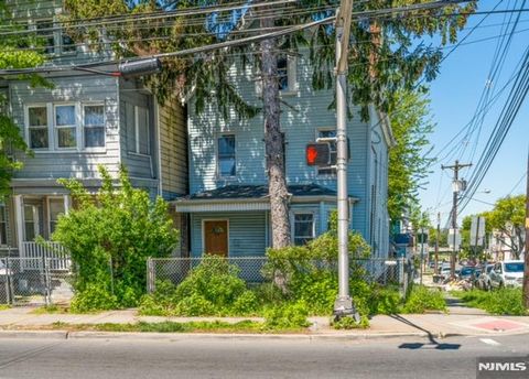 459 Grove Street Irvington NJ 07111