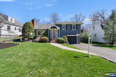 519 Summit Street Ridgewood NJ 07450