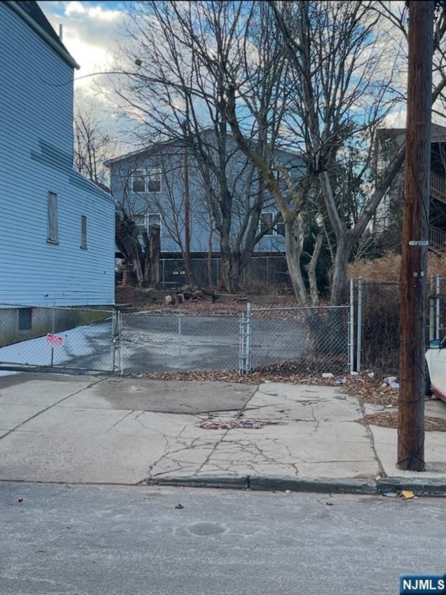 Welcome to 375 Littleton Avenue in Newark! This Buildable Lot is in Newark's West Ward " Prime Investment Opportunity! Location: West Ward, Newark, NJ. Lot Size: 25 x 100 ft. Seize this incredible opportunity to build in Newark's rapidly developing West Ward! This 25 x 100 buildable lot is surrounded by new construction and redevelopment, making it a prime investment for builders, developers, and investors alike. Why This Lot? Endless Possibilities " Design and build a brand-new property for maximum return on investment or create a lucrative rental opportunity. Prime Location " Just minutes from downtown Newark, with fine dining, entertainment, and cultural attractions at your doorstep. Easy Commuting " Convenient access to NJ Transit trains, buses, and PATH service to NYC. Strong Growth Potential " Be part of Newark's exciting redevelopment and take advantage of the city's ongoing transformation. Don't miss out on this rare opportunity to secure a lot in a high-demand area!