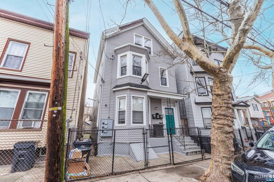 Amazing oppurtunity perfect for investors or owner-occupants alike offering 2 bedrooms 1 bath on the first floor,second unit features 2 floors of living space with 4 bedrooms and 2 full baths. Additional finished space in the basement with a full bathroom. Near Branch Brook Park, short distance to universities, hospitals, restaurants, shopping areas, and downtown Newark. Accessible to bus and NJ Transits Broad Street Station (with direct service to NY Penn Station).