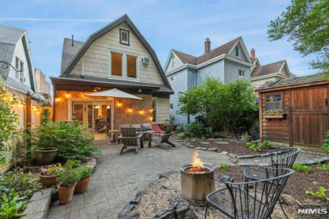 Photo of 370 Undercliff Avenue, Edgewater, NJ 07020 (MLS # 26015895)