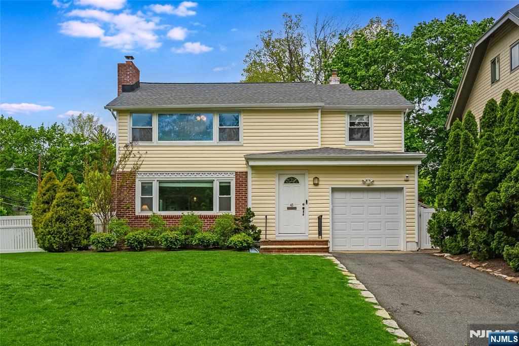 43 Macopin Avenue