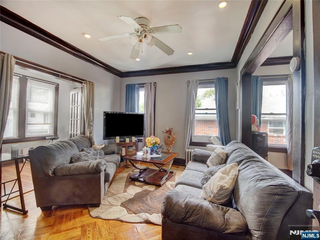 42 Tichenor Terrace