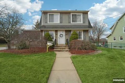 203 Midland Avenue River Edge NJ 07661