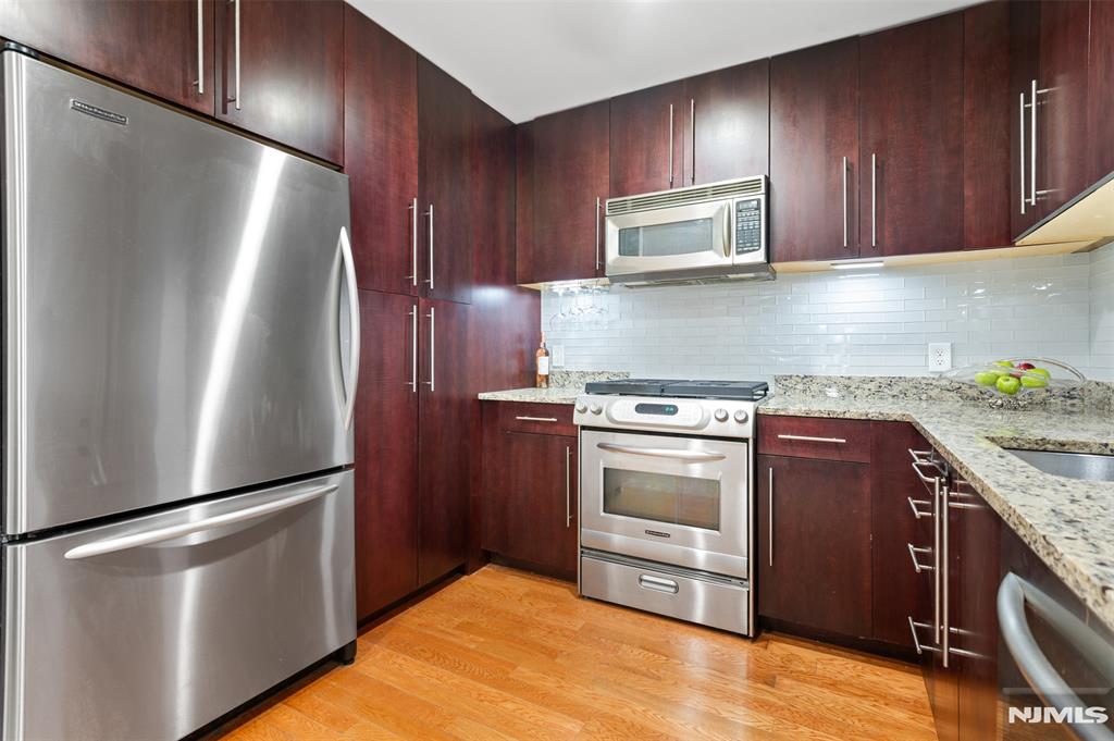 1017 Hudson Park 1017