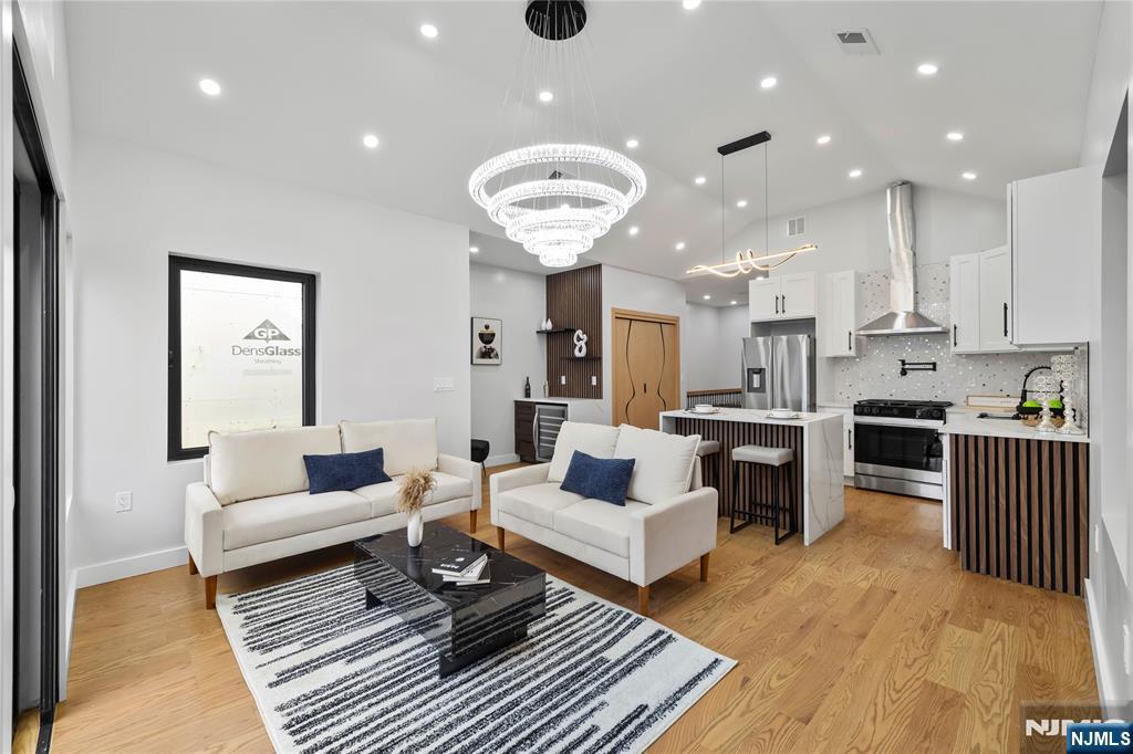 482 Kennedy Boulevard