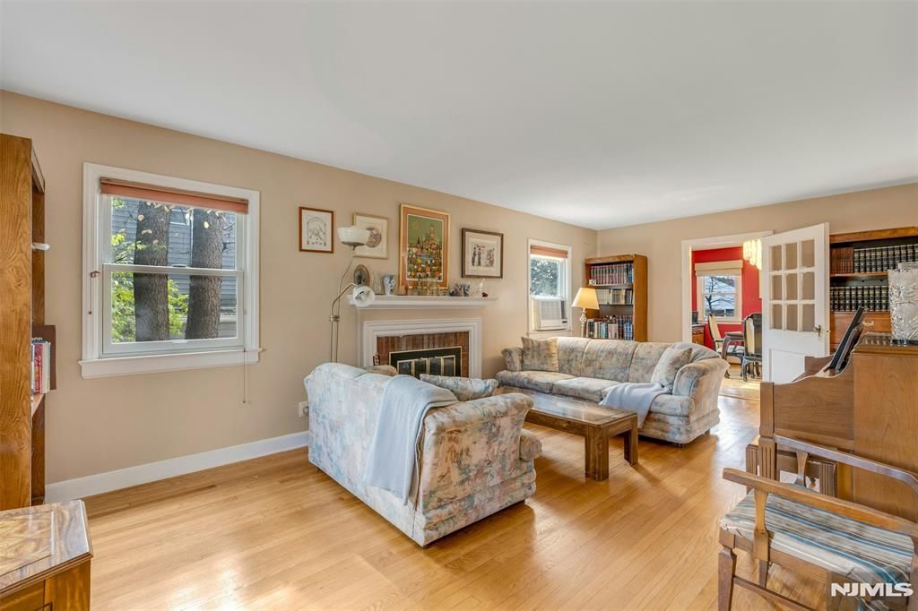 Photo of 1106 Bromley Avenue, Teaneck, NJ 07666 (MLS # 25039894)