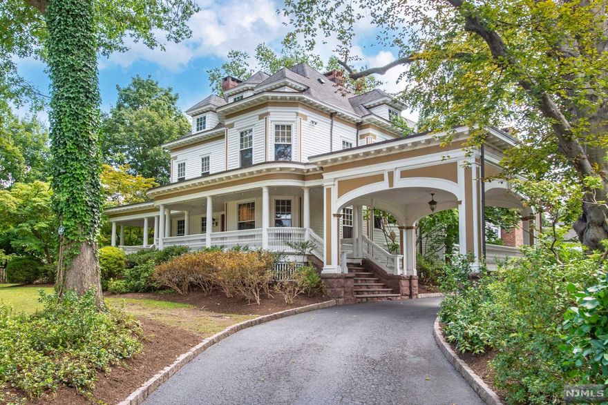 A magazine worthy home in the center of town!! This architecturally significant estate with over 7000+ sq ft of living space on nearly an acre offers you and your family endless amenities with the convenience of being located in one of Ridgewood's most sought after locations. An enormous custom professional chef's kitchen with mudroom and eat in breakfast area, expansive and bright family room with coffered ceiling, 2 home offices, gym, 6 en suite bedrooms, wine cellar, sauna, pool and indoor basketball court/sports barn are just some of the incredible luxuries this home has to offer.