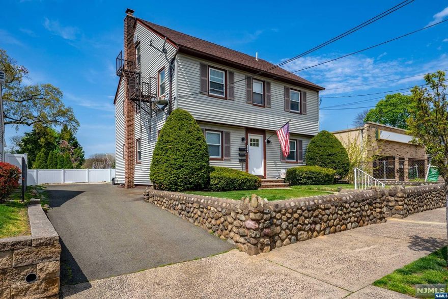 Welcome to this beautiful 3 family home nestled in a quiet street in Hawthorne! Two units are being delivered vacant, you can easily move into one and rent the other two out to generate income. Unit 1 features a spacious living room, formal dining room, bonus sitting area, modern kitchen with filtered water system plus 2 bedrooms and 1 bathroom. The 2nd unit boasts the largest of the apartments with 3 bedrooms. It also includes an updated kitchen with a center island, dining area, living room, and bathroom. The third unit offers 577 sqft of space complete with a private entrance 1 bedroom, living room, kitchen, and bathroom " all conveniently located on one floor!On top of all that, there's even more potential! The ground floor/basement has a great ceiling height and an area ready to be finished as an extra usable space!