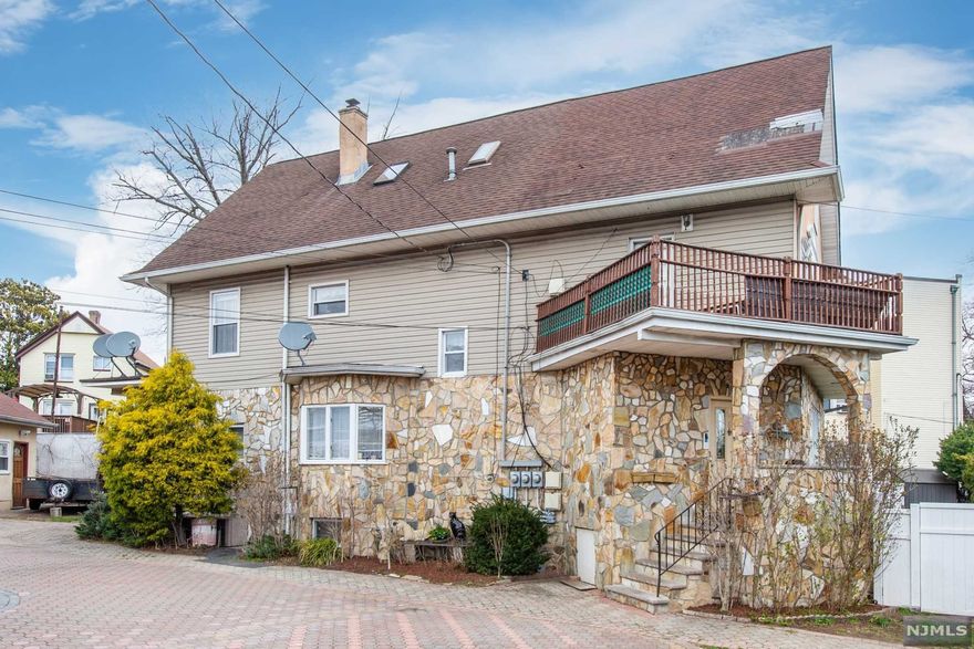 Welcome to this one of the kind home located on huge oversized lot in a center of Garfield. This place offers tremendous amount of living space and unbelievable potentials. Home was very well maintained and cared for over the years and it is in move in ready condition. This is an amazing opportunity to any business owner/contractor that is in need of storage/garage/ parking spaces. Please schedule your appointments before it is to late.