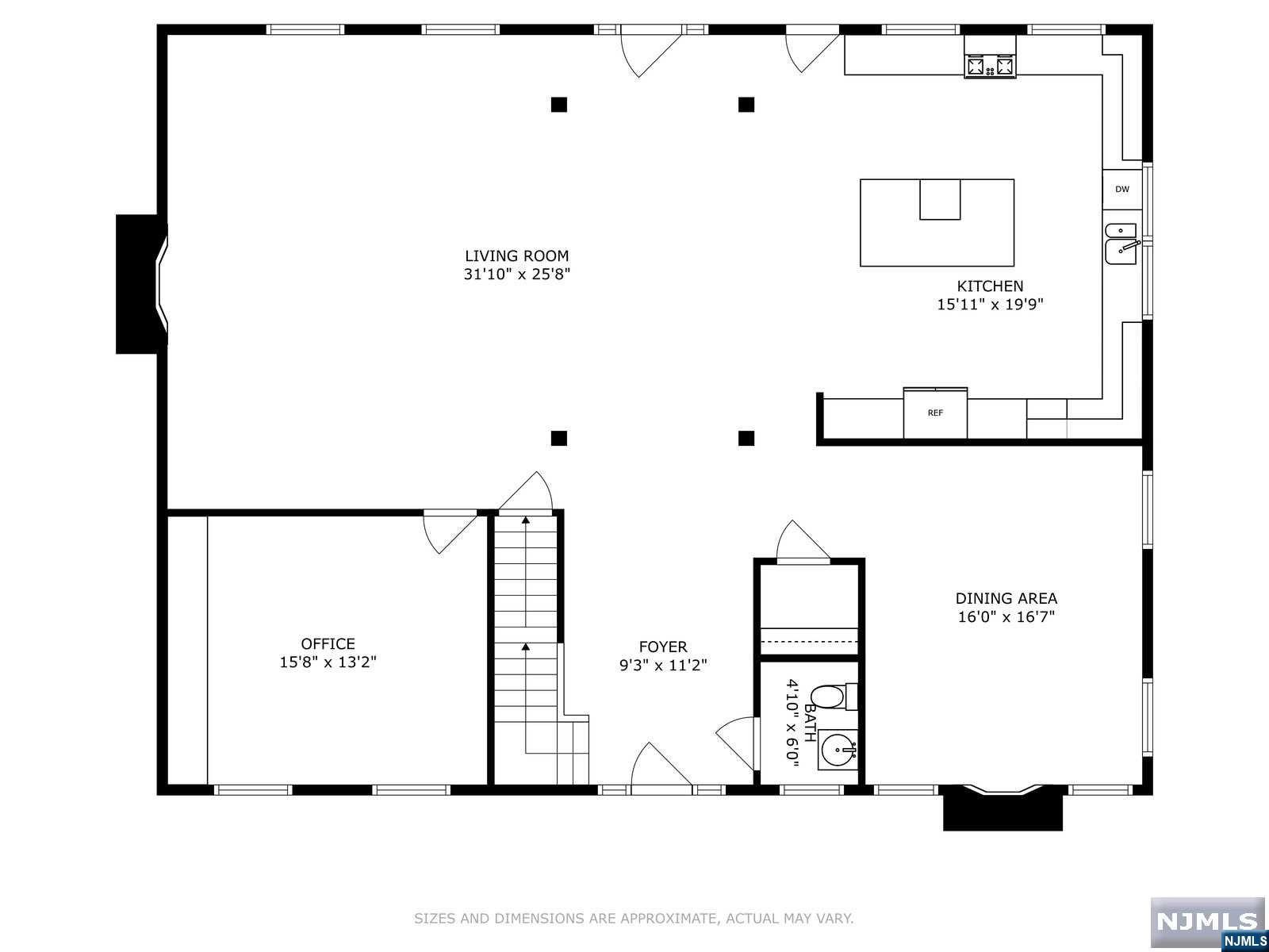 Main image without alt text