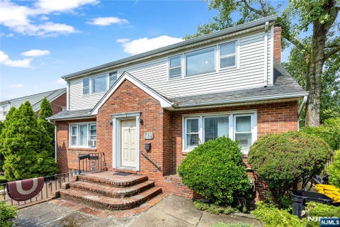 Photo of 335 10th ST #2nd fl., Palisades Park, NJ 07650 (MLS # 26031493)
