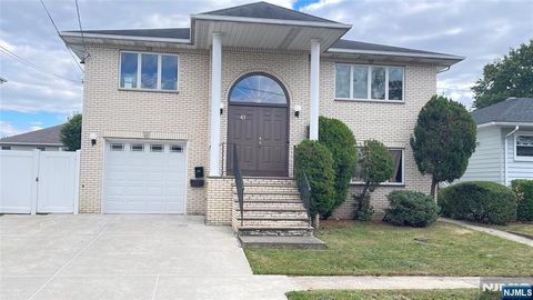 41 Hillcrest Avenue Lodi NJ 07644