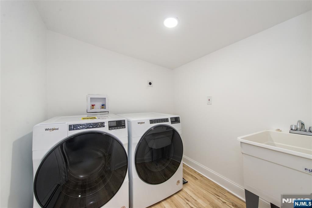 25 Setting Sun Trail