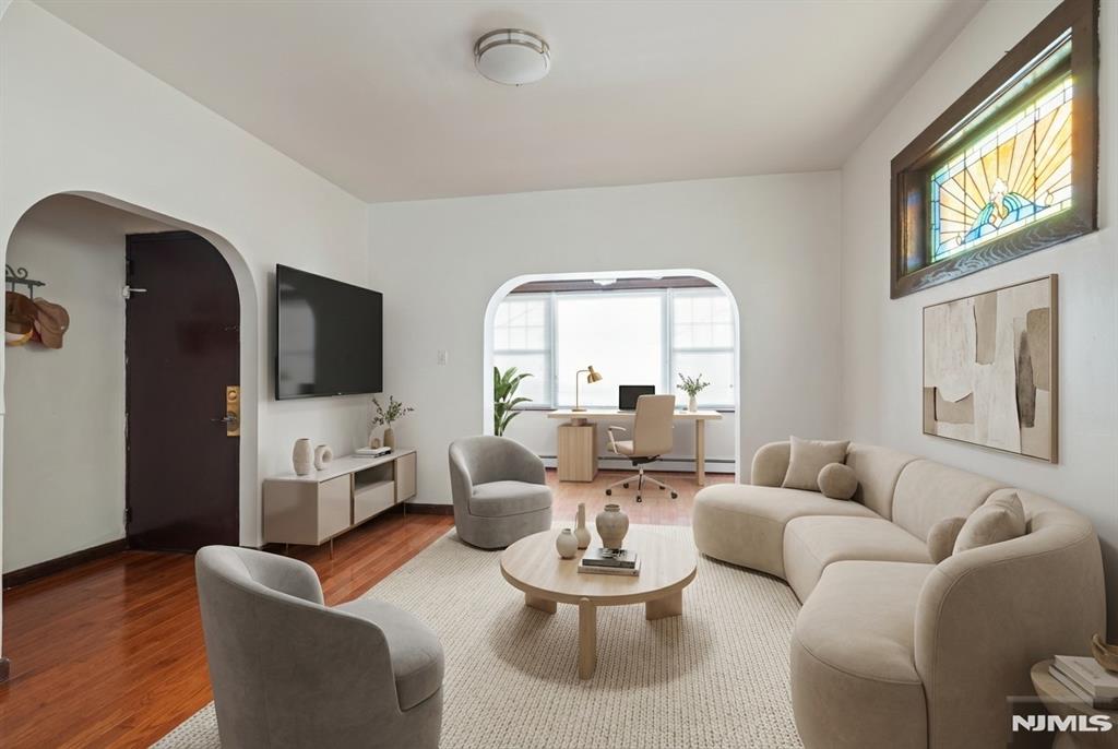 436 Undercliff Avenue