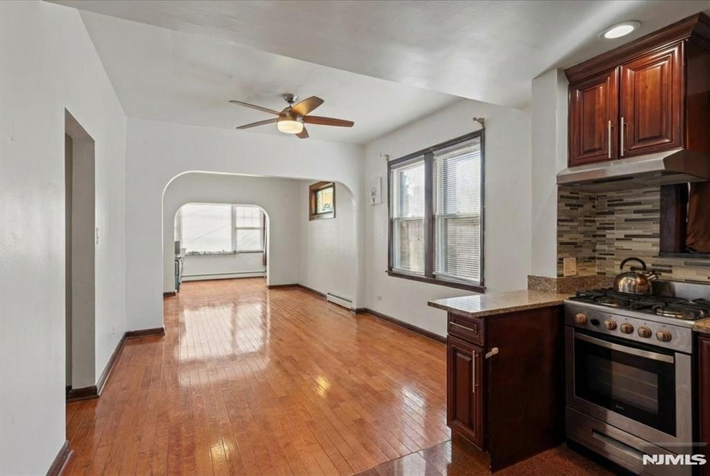 436 Undercliff Avenue