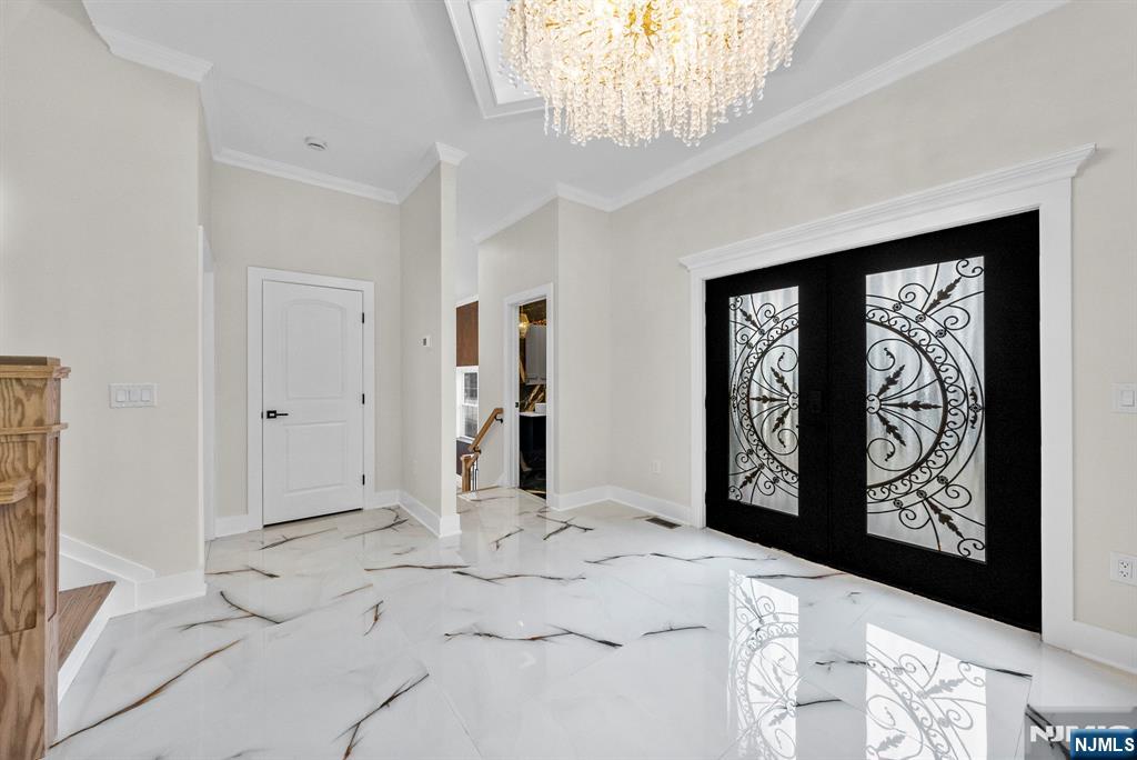 38 Pershing Place