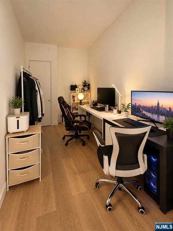 1525 Harbor Boulevard 4233