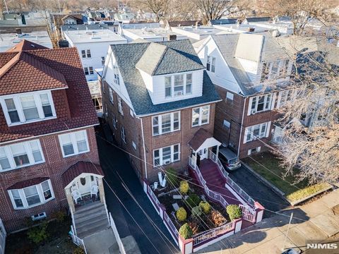 Photo of 386 11th Street, Newark, NJ 07107 (MLS # 25043060)