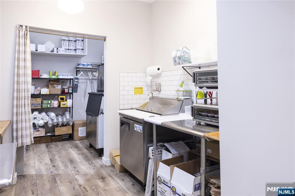 520 Bergen Boulevard