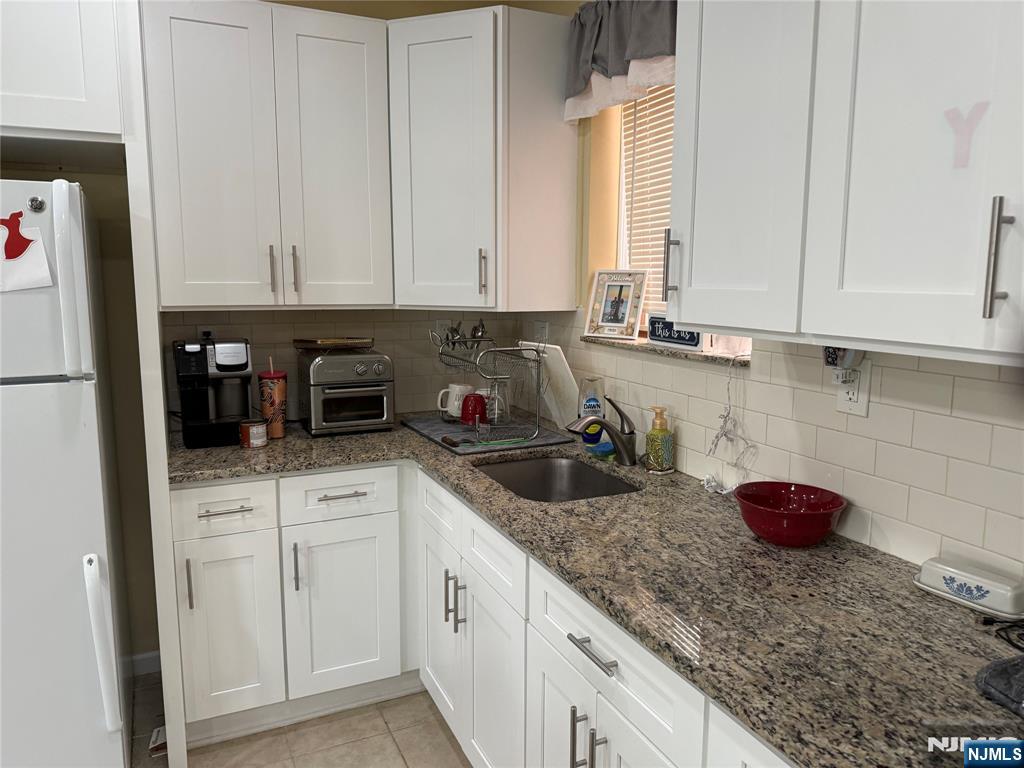 Garfield, New Jersey 07026, United States, 1 Bedroom Bedrooms, ,1 BathroomBathrooms,Residential,Active,202042