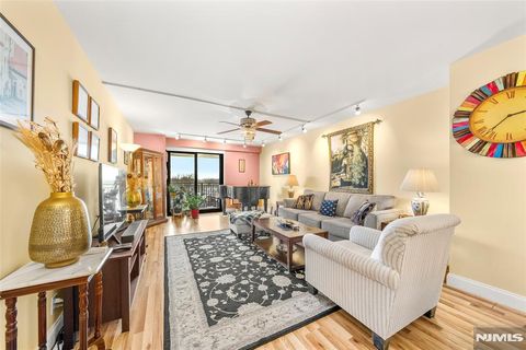 7855 Boulevard East 9H North Bergen NJ 07047