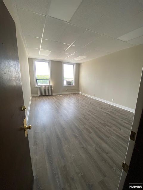 Photo of 595 Broad Avenue #21 & 22, Ridgefield, NJ 07657 (MLS # 26022912)