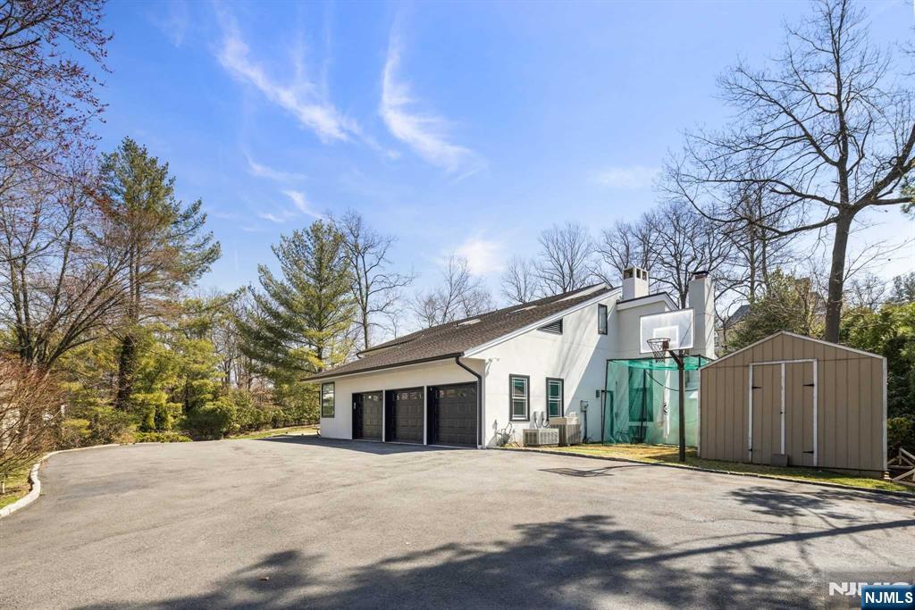 1 Hemlock Drive