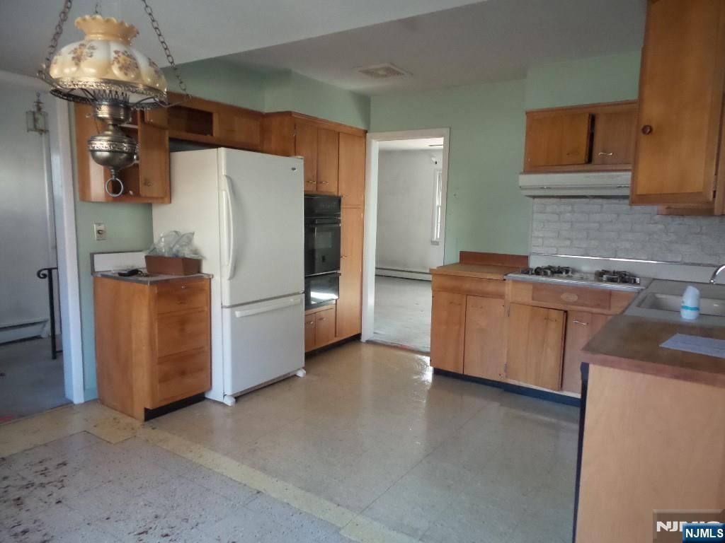 Photo of 89 Church Street, Ramsey, NJ 07446 (MLS # 25043010)