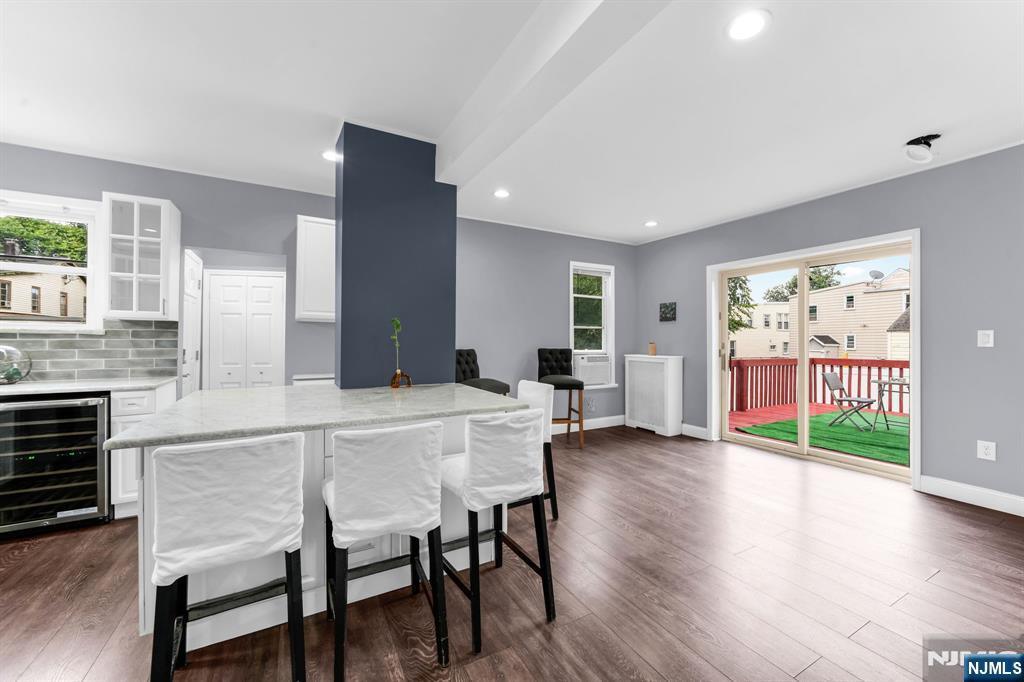 92 Union Avenue