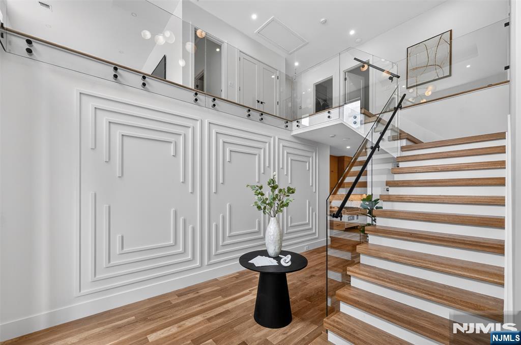26 Collins Avenue