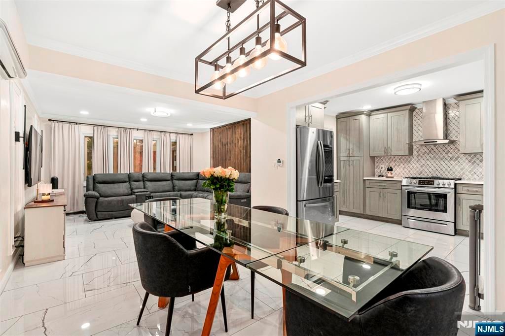 Photo of 88 Hinchman Avenue, Wayne, NJ 07470 (MLS # 25039093)