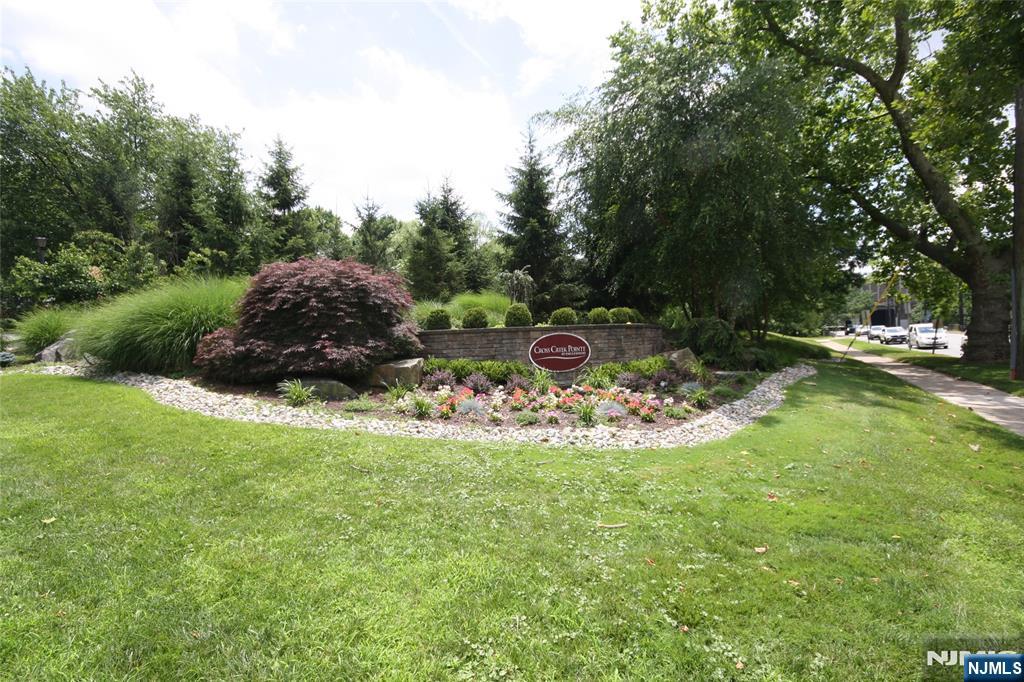 30 Cliff Drive