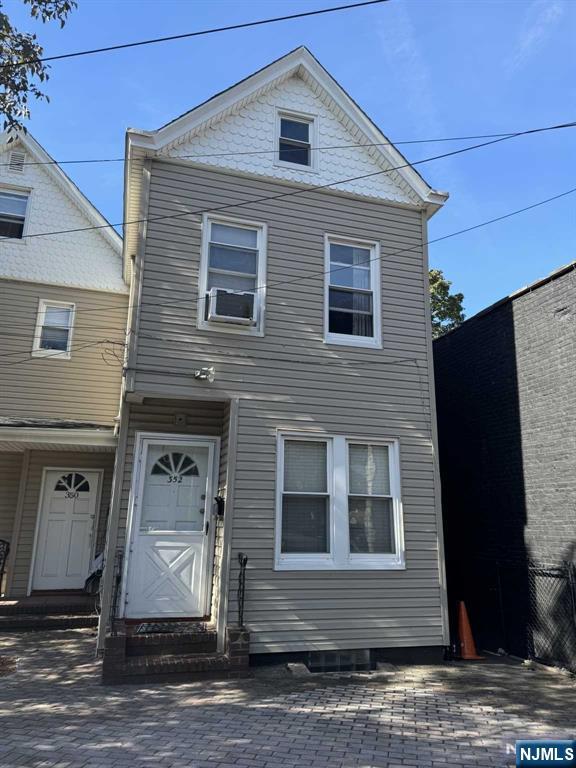 Rental Property at 352 Paterson Ave, East Rutherford, New Jersey - Bedrooms: 3 
Bathrooms: 2 
Rooms: 6  - $2,800 MO.