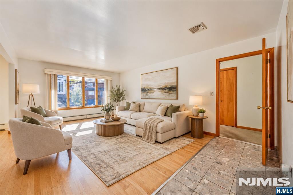 1225 16th Street