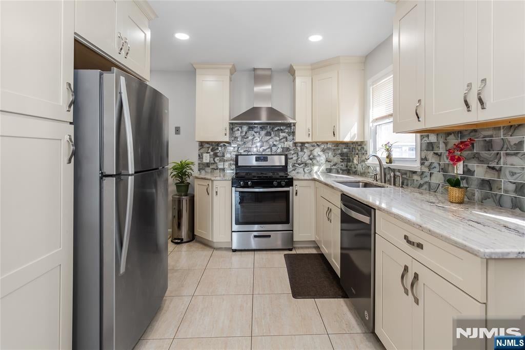 318 7th Street