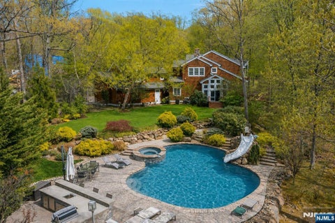 Photo of 7 Charney Place, Alpine, NJ 07620 (MLS # 26012148)